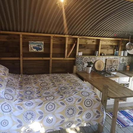 Cosy Cabin With Wood Burner Near Beach Looe
